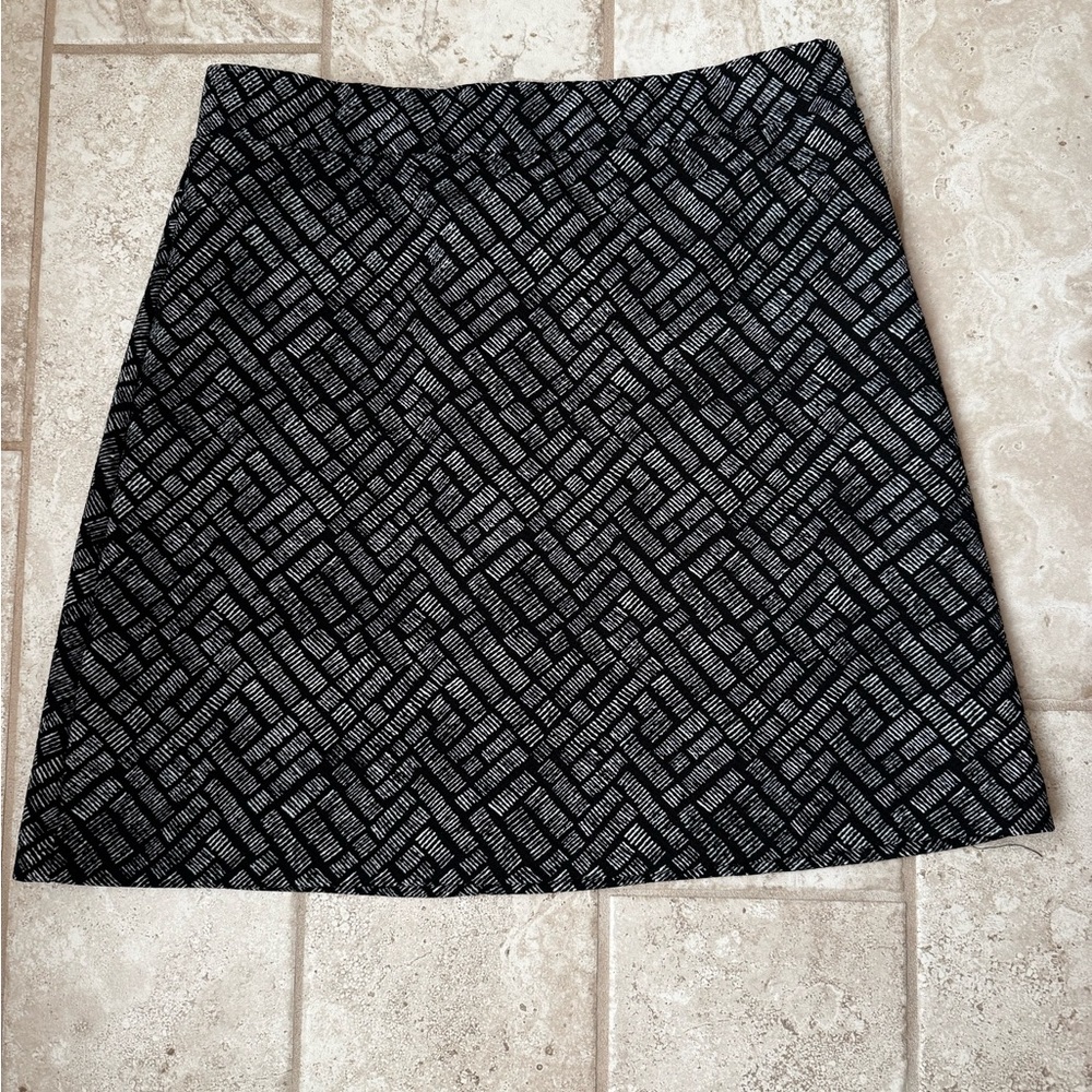 A New Day Black and White Patterned Skirt XS